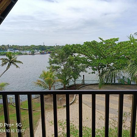 Ripples Backwater Resort, Kollam Esterno foto